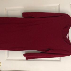 Maroon bodycon dress 3/4 sleeves